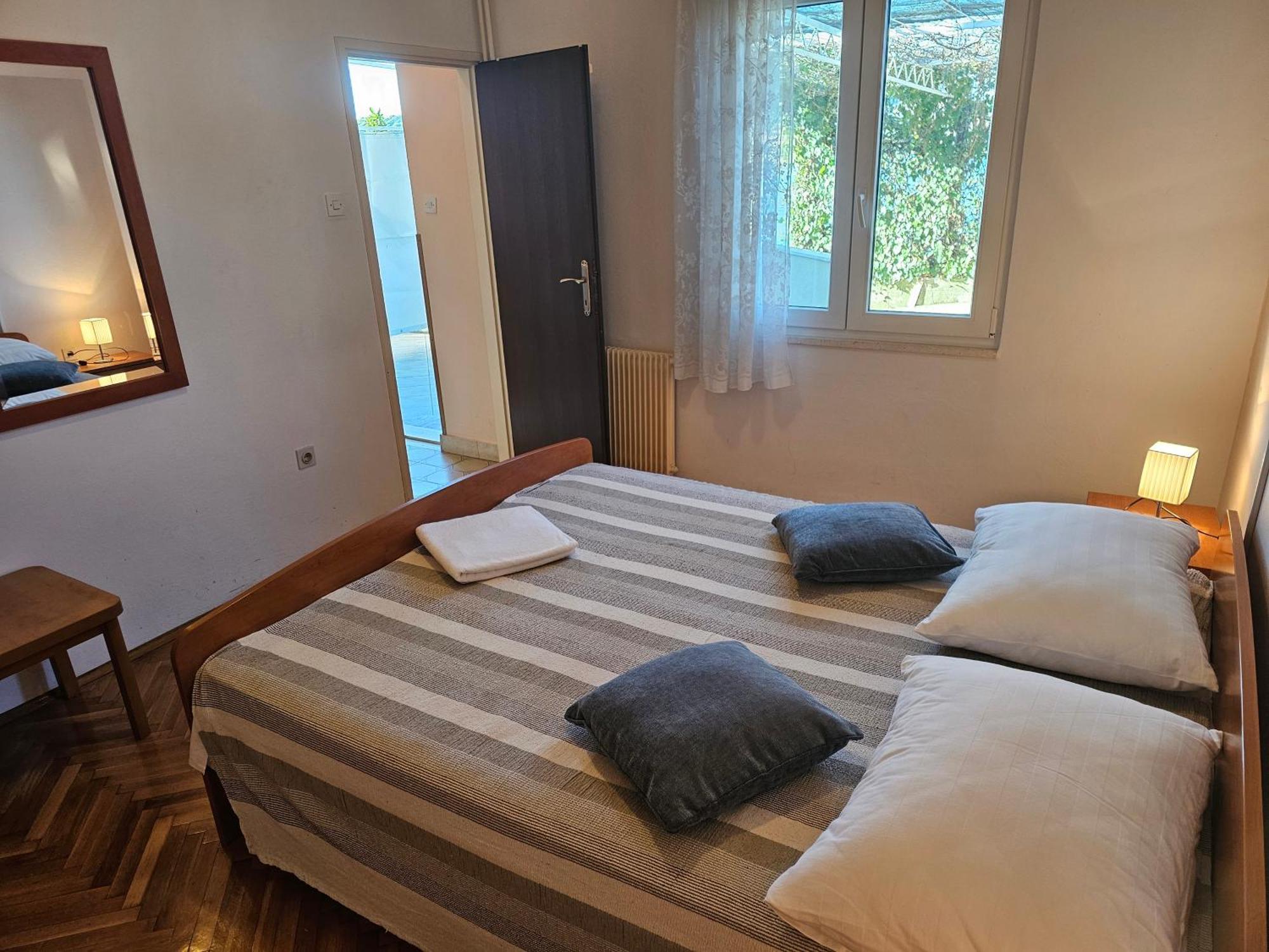Violic Apartments Затон Экстерьер фото